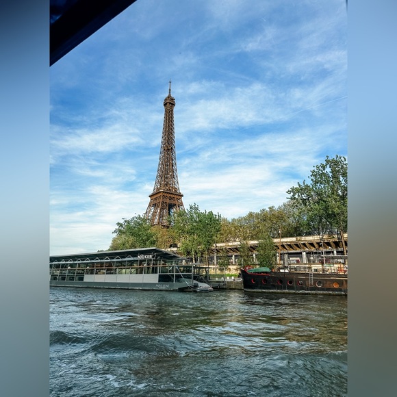 Meet your Posher, Anya - Picture 10 of 16